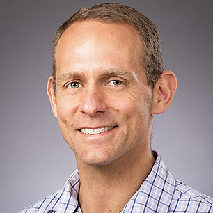 Dr. Erik Mekelburg