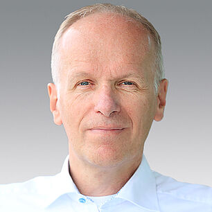Martin Schleicher, Independent Consultant & Advisor, and Member of the 2026 Automobil-Elektronik Kongress Advisory Board.